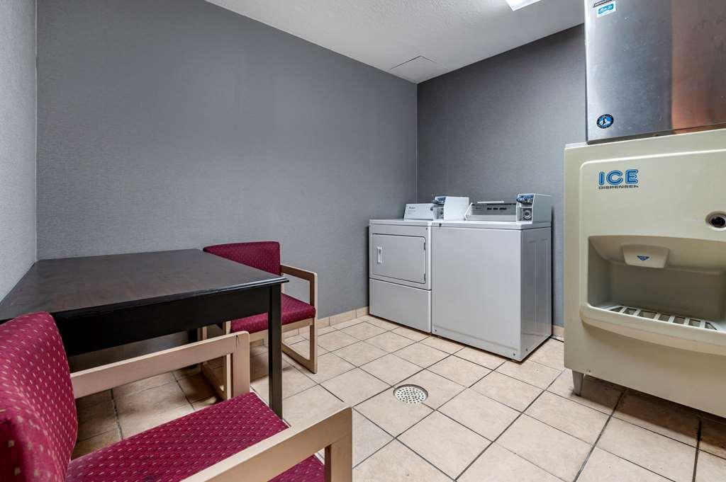 Отель Clarion Pointe Indianapolis Airport Плейнфилд Удобства фото